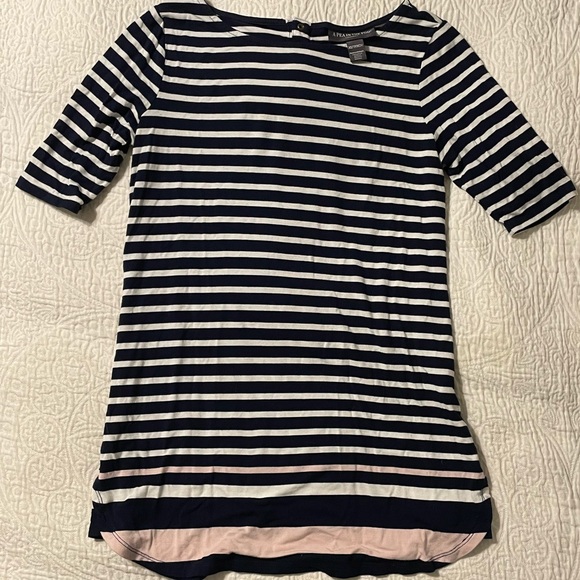 A Pea In The Pod Maternity Tops & Pants Bundle (9 items!) - Picture 6 of 11